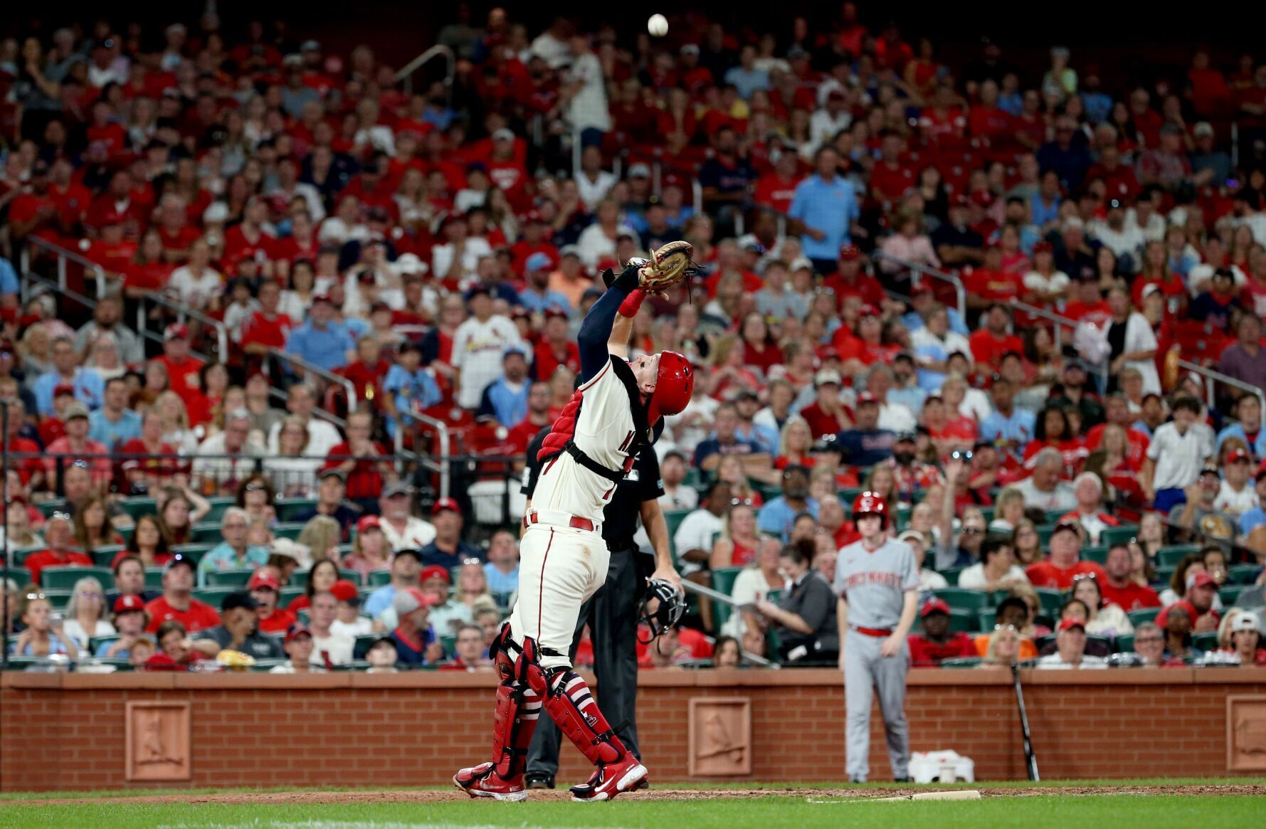 Cardinals play Cincinnati Reds in game 2 of doubleheader